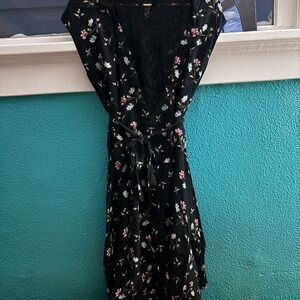 ASOS Vintage Style Black Floral Wrap Dress with Lace Trim 6